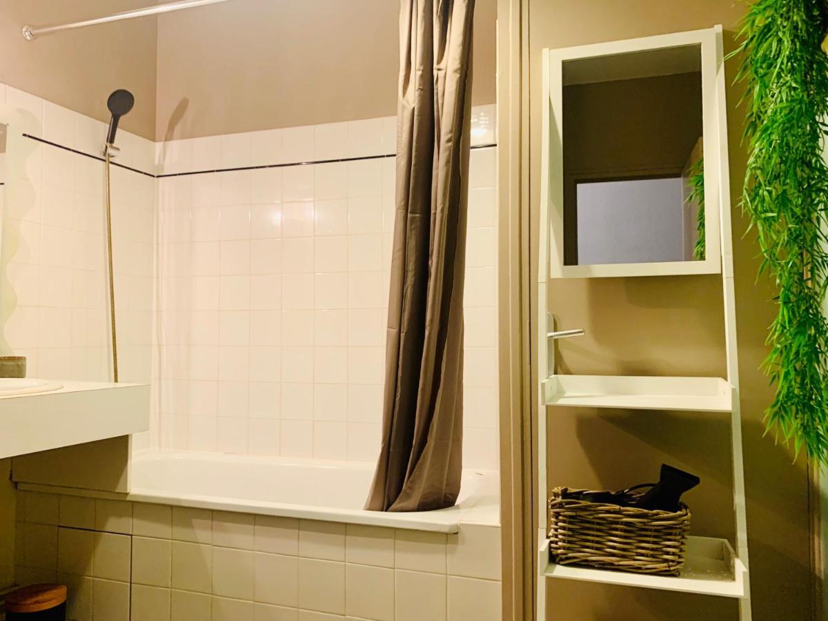 Апартаменты Beau T3 Moderne Et Cosy - Hyper Centre - Wifi Ла-Рошель Экстерьер фото